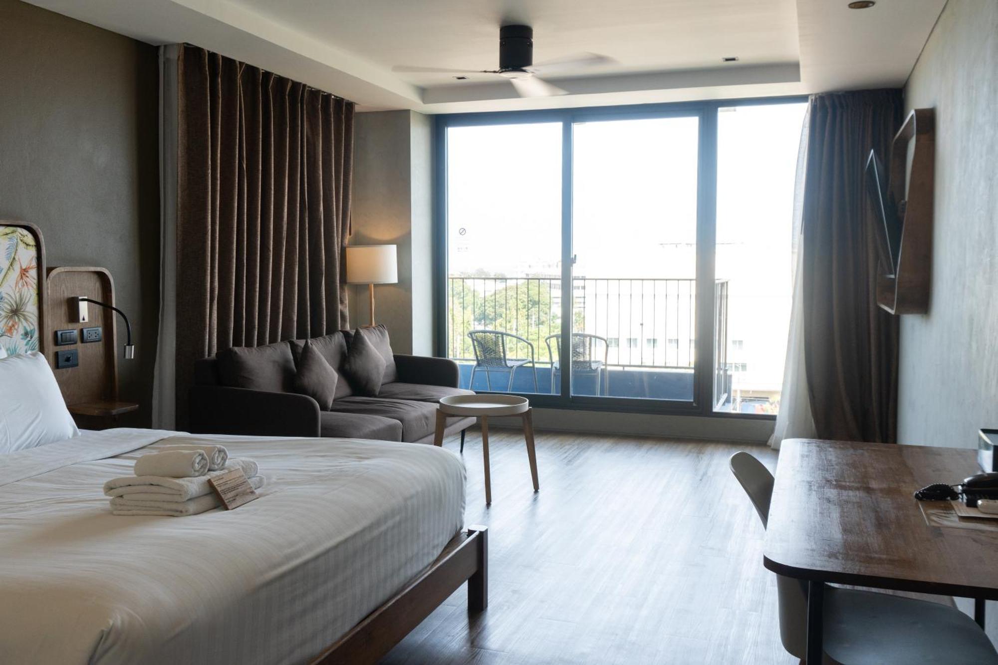 Апарт отель Seamira House Huahin - Sha Экстерьер фото